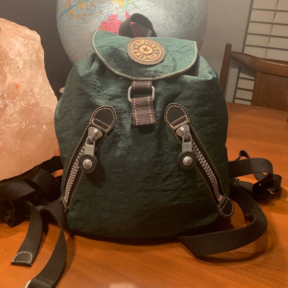 kipling bustling backpack